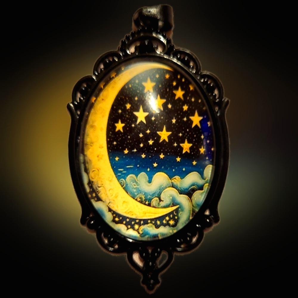Moon Pendant